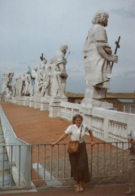 carstpet.jpg (31626 bytes)