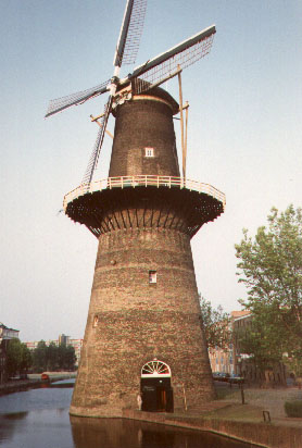 normill.JPG (36693 bytes)