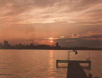 sunset1.JPG (21666 bytes)